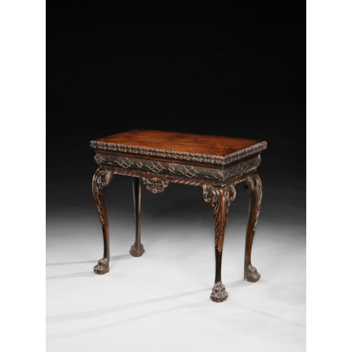 A RARE GEORGE II MAHOGANY TEA TABLE